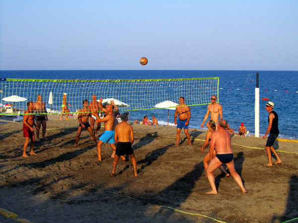 баталии по пляжному волейболу, фото