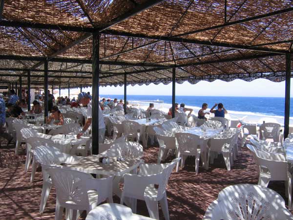 Ресторан у моря, фото