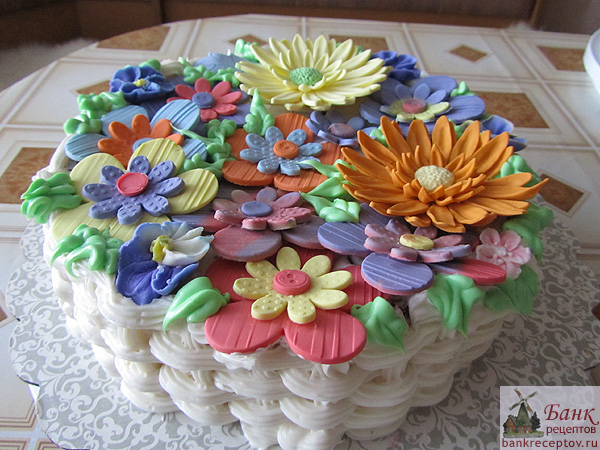 торт с цветком-пуговица, фото