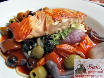 Теплый салат с морепродуктами, рецепт и фото