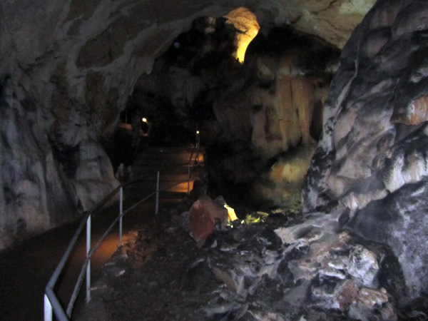 карстовые пещеры, фото