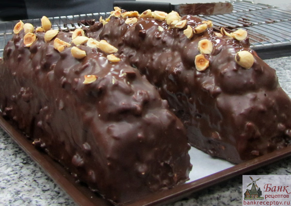 Шоколадный кекс с орехами, французский рецепт и фото
