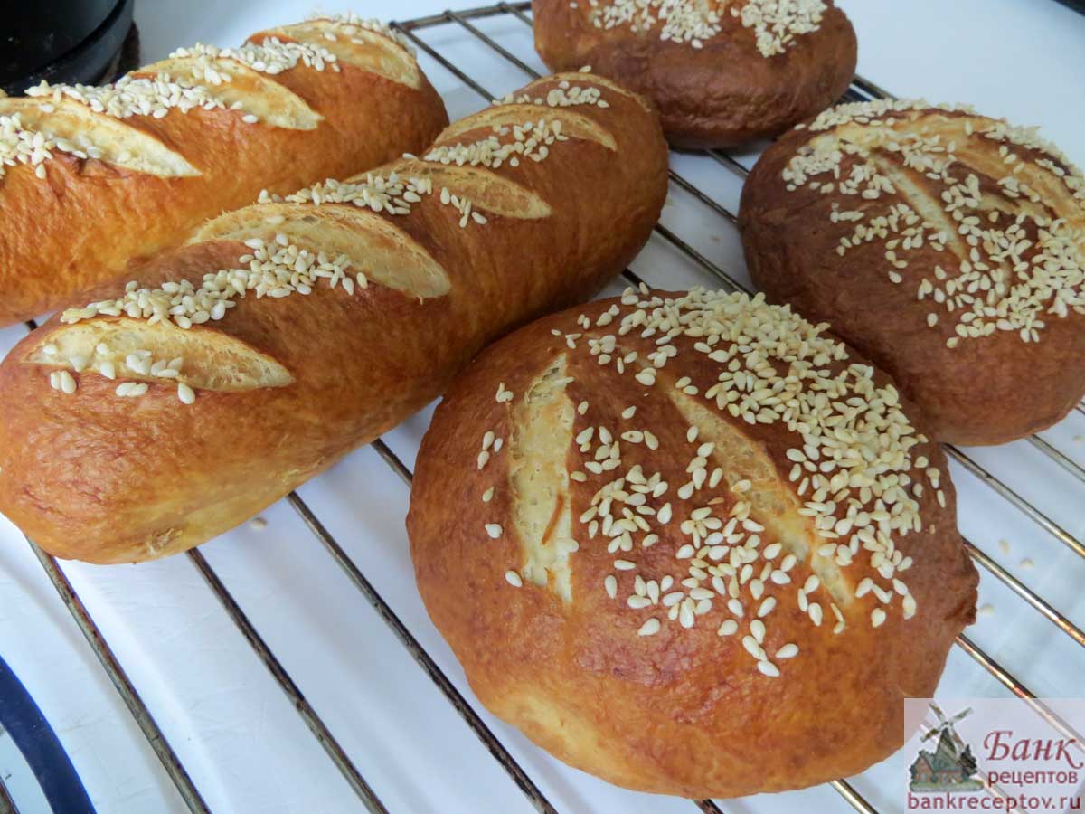 Рецепт хлебных булочек с плотной корочкой, фото
