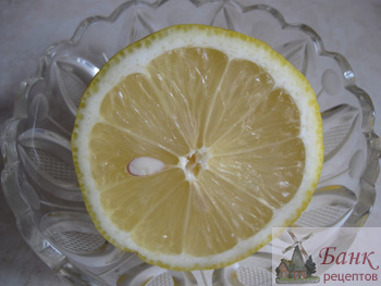 Лимон разрезаный, фото